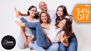 [Image: Sesión Fotográfica Profesional para 5 Personasm]