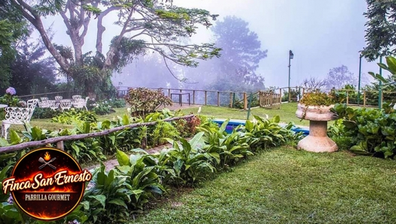 [Image: ¡Disfruta un Delicioso Plan en Comasagua! ¡Paga $22 en Lugar de $42.50 por 2 Hamburguesas a Elección entre: Pollo, Res o Cerdo Ahumado + Papas + Postres: 2 Rollos de Pavlova + 2 Limonadas de la Casa!m]