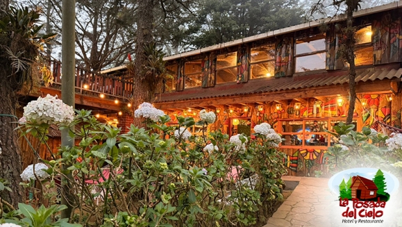 [Image: ¡Vacaciones Agostinas con Clima Fresco! ¡Paga $37 en Lugar de $77 por Estadía de 1 Noche para 4 Personas en Habitación Doble + 2 Desayunos Típicos en Hotel y Restaurante La Posada del Cielo en El Pital, Chalatenango!m]